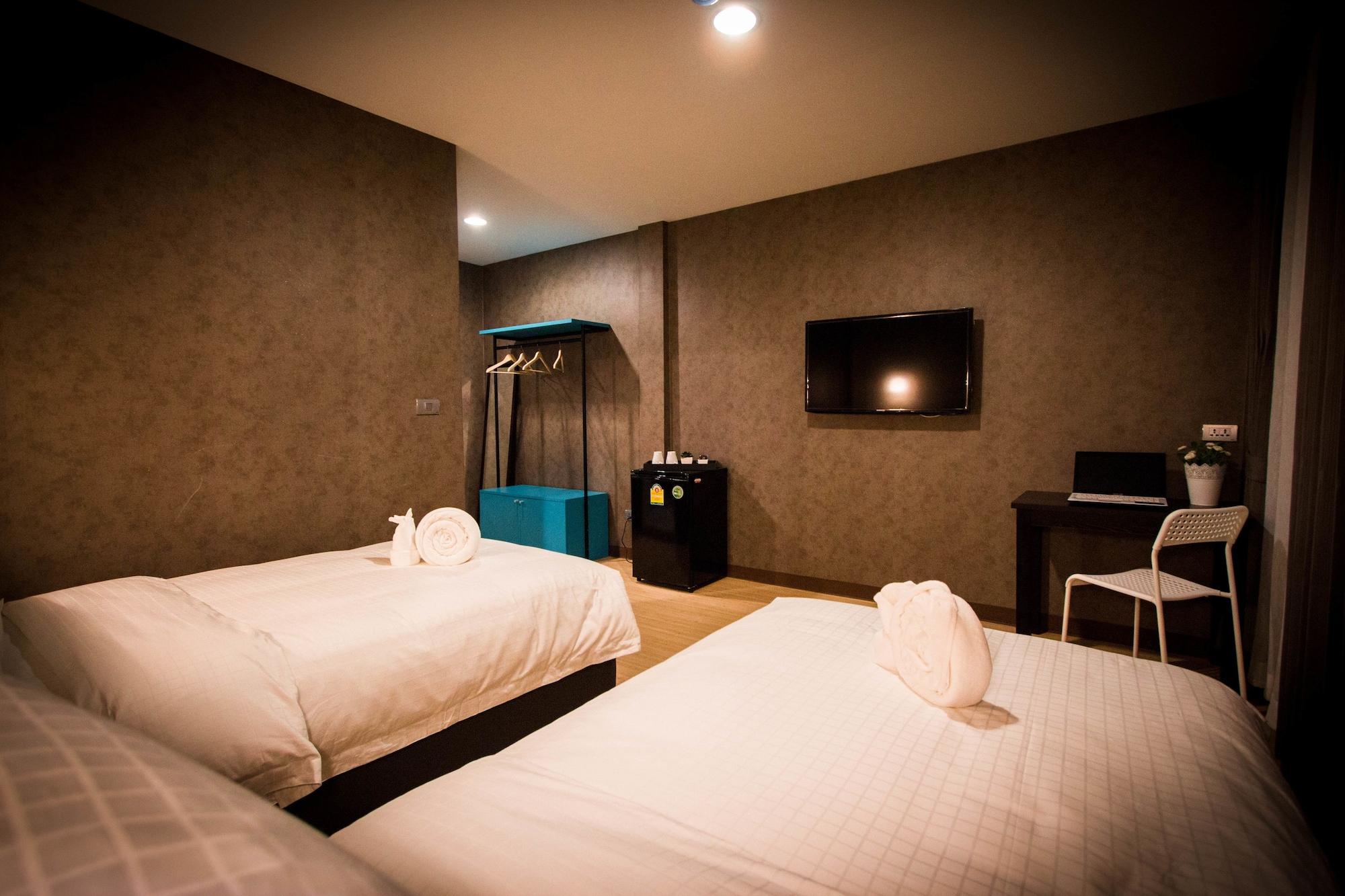 C U Inn Bangkok Exterior photo